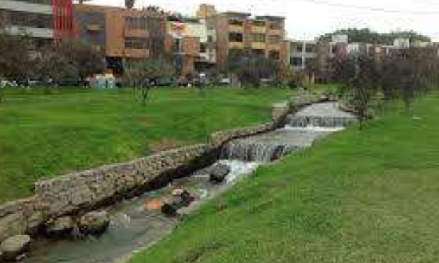 Pétition pour la conservation d’un ancien canal : «Le canal de Surco en danger»