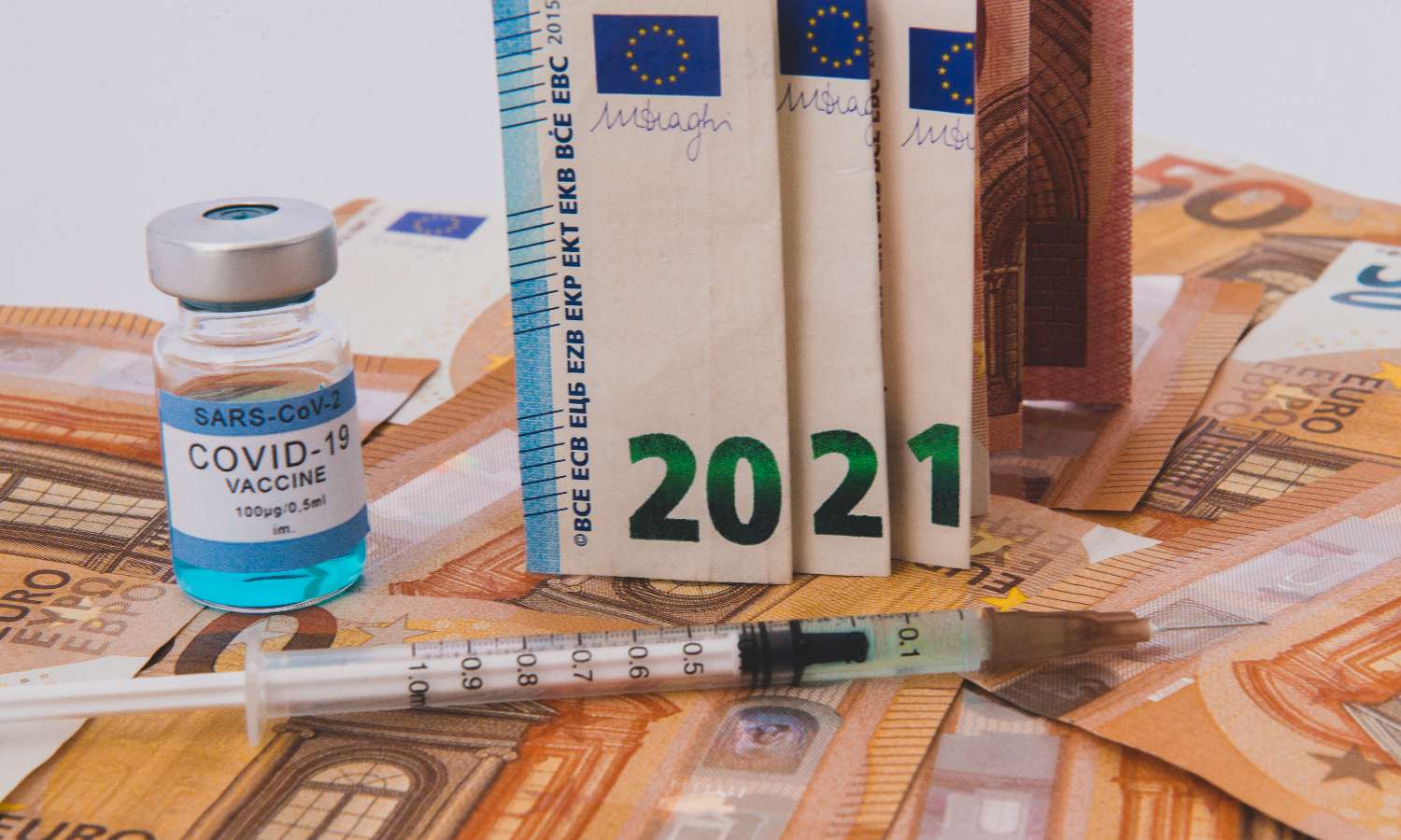 NON aux vaccins Covid plus chers ! Des coûts supplémentaires pour vous, toujours plus de profit pour Big Pharma !