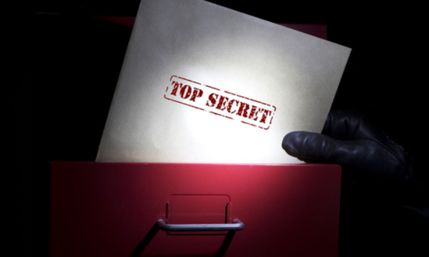 SECRET DÉFENSE SUR NOTRE SANTÉ