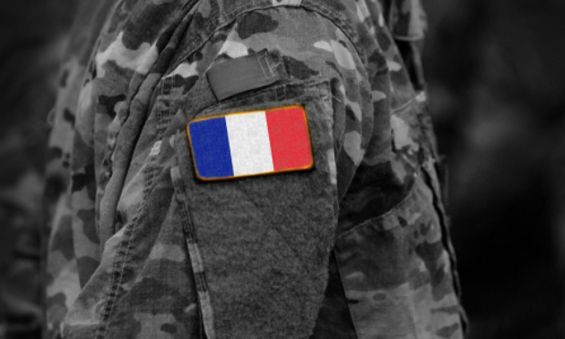 Nous demandons à notre armée d'intervenir contre cette dictature sanitaire !