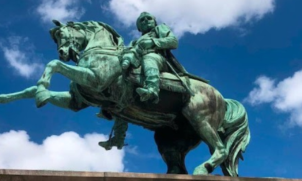 Sauvons la statue de Napoléon à Rouen !