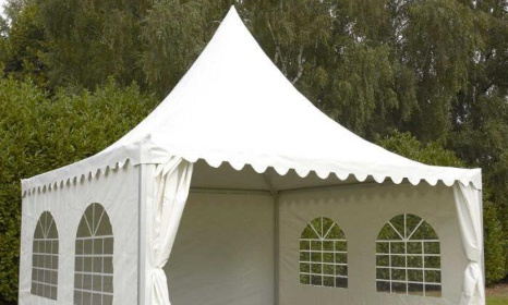 RENDEZ-NOUS les chapiteaux !