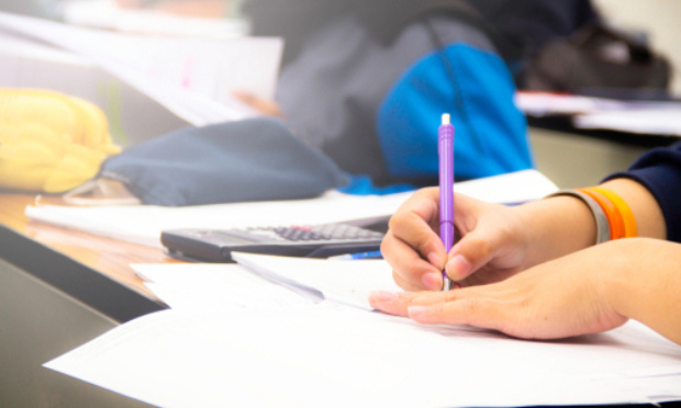 Reporter le Contrôle pour une prochaine séance
