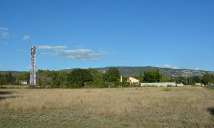 NON A L'ANTENNE 5G D'UNE HAUTEUR DE 30 METRES A L'ISLE SUR LA SORGUE !