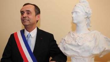 Soutien à Robert Ménard contre la presse