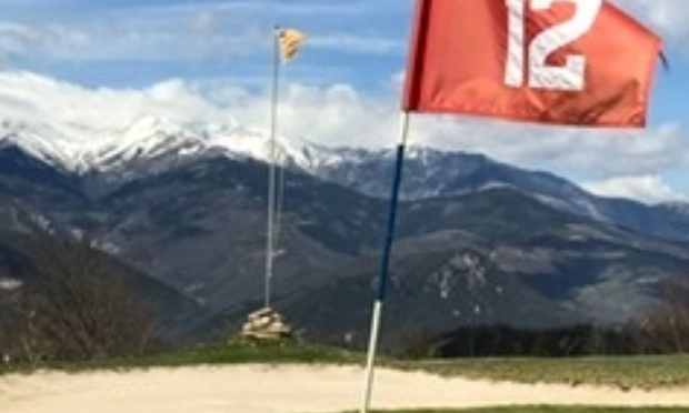 Stop aux agressivités et jeux dangereux Au golf