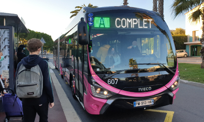 Pour plus de bus sur la ligne A et une extension des horaires en soirée