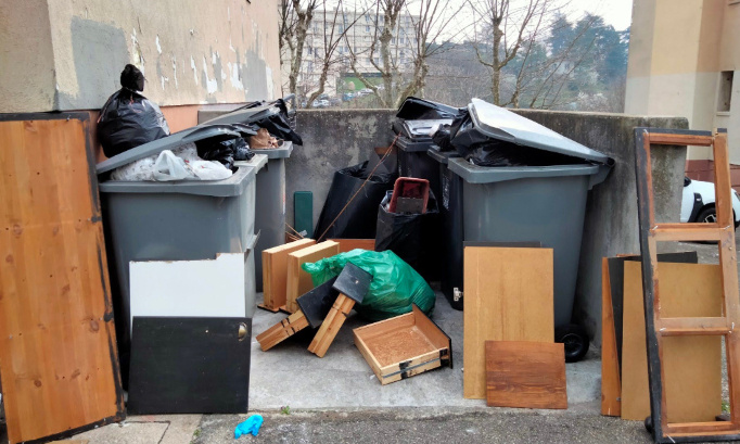 Pour le rétablissement de la collecte des encombrants.