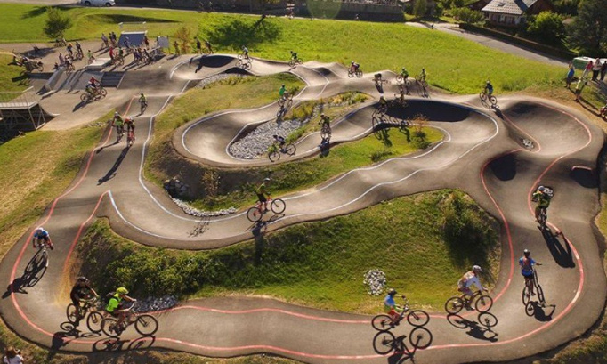 Pour la création d'un PUMPTRAK à EMBRUN