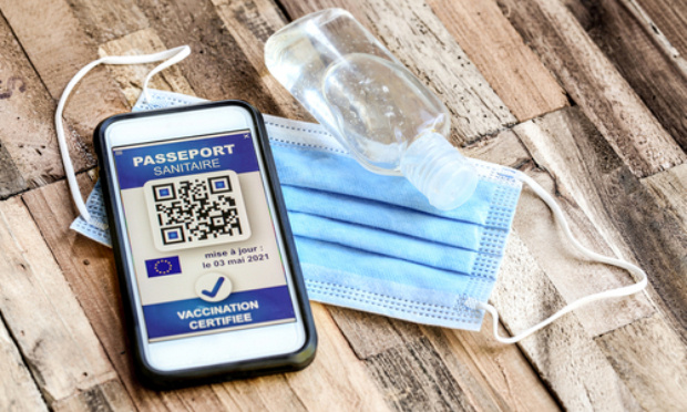 Non à la suppression du pass sanitaire à cause de la 3ième injection.