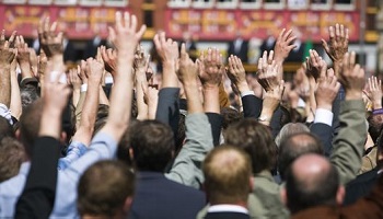 Une démocratie directe : un homme, une voix, pour aucune représentativité des élus et parlementaires