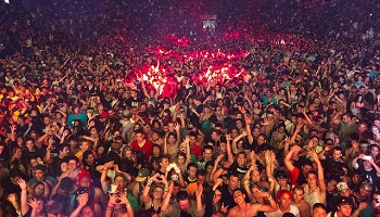 Que soit trouvé des terrains plus appropriés pour accueillir des rave-party et que le Sous-Préfet n'accorde plus d'autorisation de rave-party aux abords d’une zone résidentielle