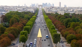 Que la Place de la Concorde et les champs Elysées ne soient plus utilisés comme un champ de foire
