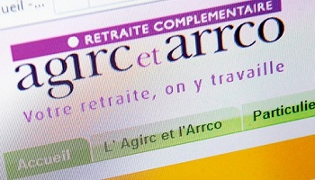 Un arrêt des négociations, un accord pour la présence de représentants des salariés et des retraités en nombre paritaire.