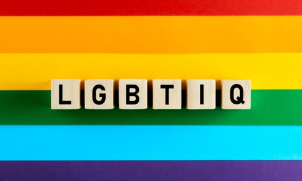 Pour la reconnaissance d'un troisième genre sur les pièces d'identités et dans le code civil.