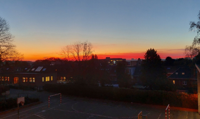 Pour le maintien du projet Nuitée à l'Atomium pour les élèves du primaire