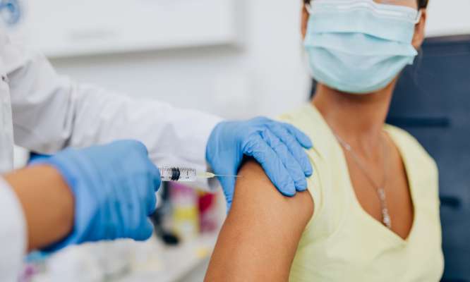 Contre l’obligation de la 3ème dose du vaccin Covid (et de toutes celles qui suivront)