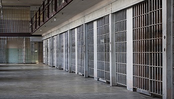 La relaxe pour une mère de famille apeurée