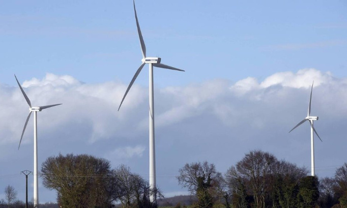 STOP AU CHANTIER EOLIEN A ANGRIE