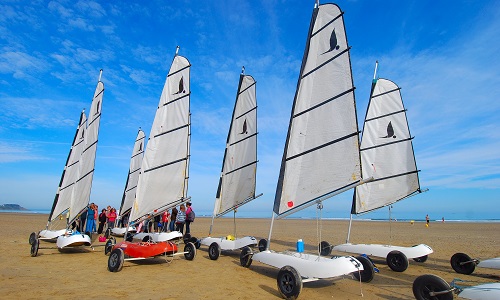 Suppression de la redevance de la plage pour les organisations des courses de char à voile dans le Pas-de-Calais
