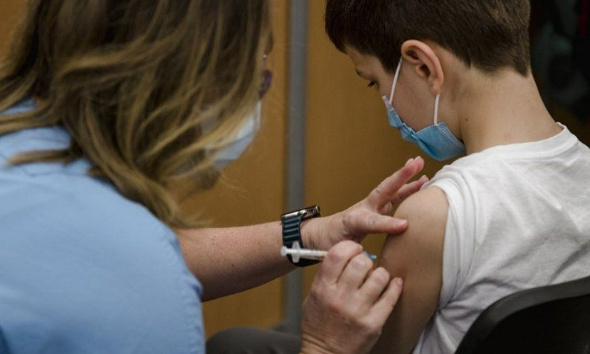 NON A LA 3E DOSE ET A LA VACCINATION DES 5 A 11 ANS