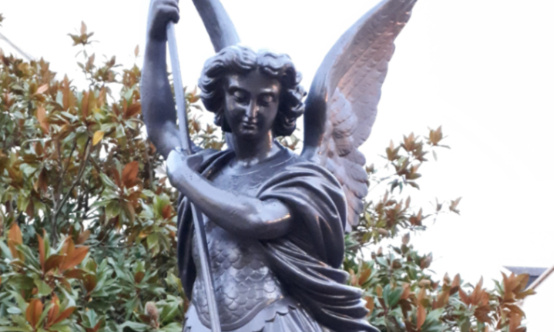 CONTRE LE DÉBOULONNAGE DE LA STATUE DE SAINT MICHEL ARCHANGE DES SABLES-D'OLONNE