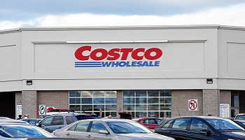 Nous demandons que Costco réintègre Mme Diane Proulx à l'emploi qu'elle occupait