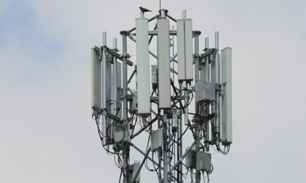 Pour une modification de l’emplacement de la future antenne relais à Bouaye, (plus éloignée des habitations) !