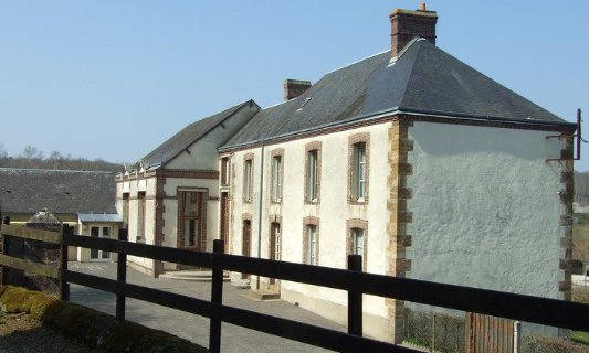 Soutien au maintien des 4 classes