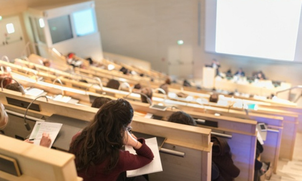 STOP  à la tyrannie que subissent les étudiants qui ne pensent pas comme l'UNI ou l'UNEF !
