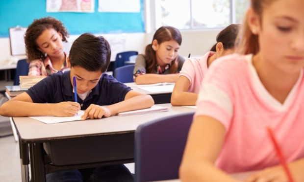 NON A LA FERMETURE D'UNE CLASSE DE PRIMAIRE