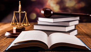 Une révision drastique en droit pour mieux définir l'incompétence et la haute trahison