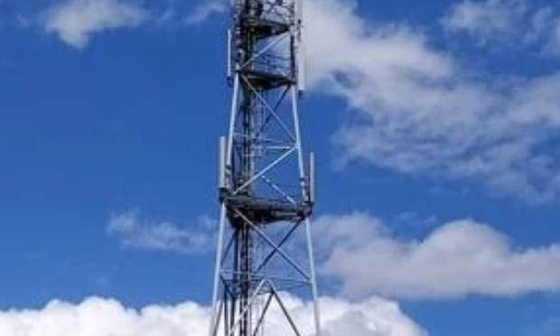 NON à l'implantation d'une antenne 4g juste en bord de mer !