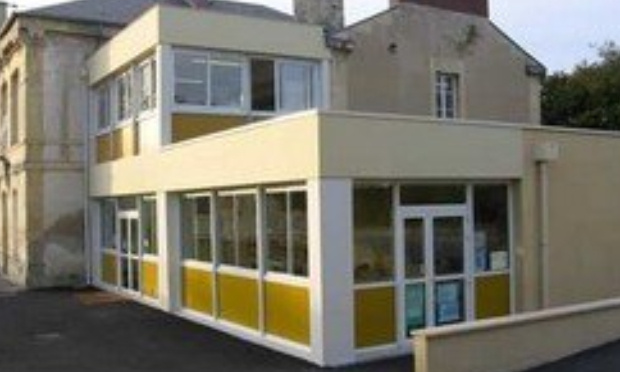 Non à la fermeture d'une classe à l'école Paul Héroult