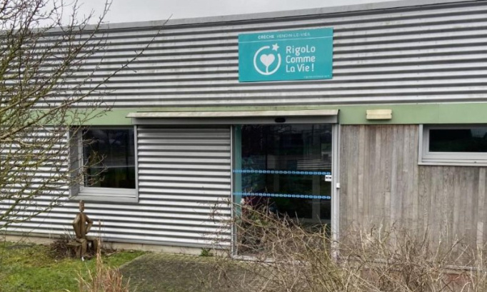Non à la fermeture de la crèche de Vendin le vieil