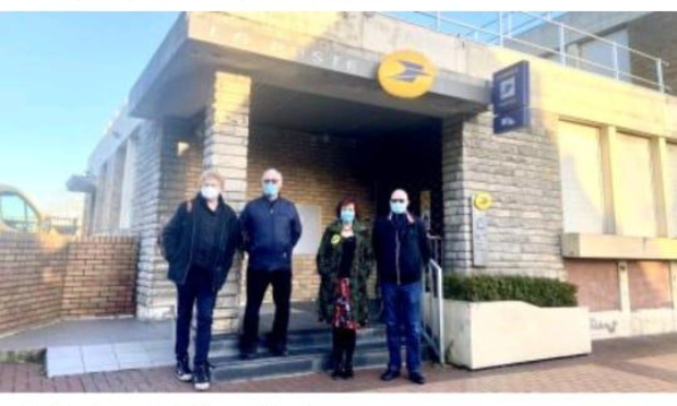 Contre la réduction des heures d'ouverture et la fermeture définitive du bureau de poste de Leers