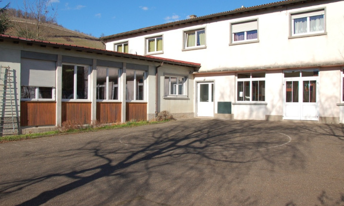NON à la fermeture de la 2ème classe de maternelle de Wihr-au-val !