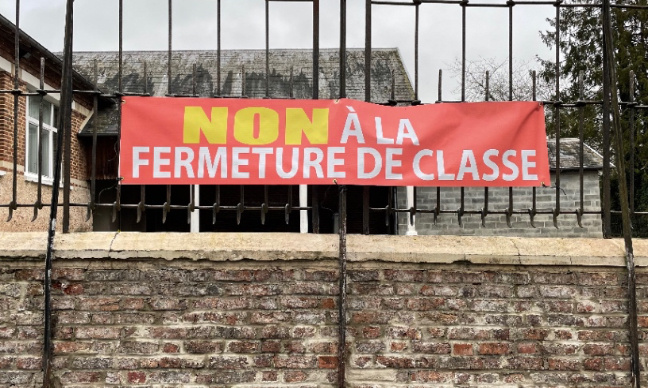 NON à la fermeture de classe de Cléry sur Somme