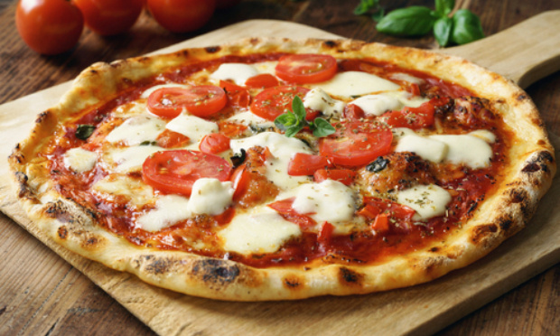 Aidez mon père à obtenir une autorisation pour vendre ses pizzas