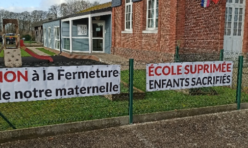 Mobilisez-vous : NON à la fermeture de notre école maternelle !