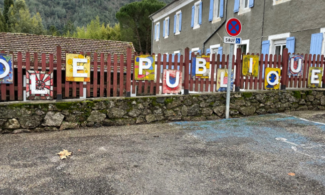 NON à la fermeture de l'école de Dunière, OUI au maintien du RPI actuel