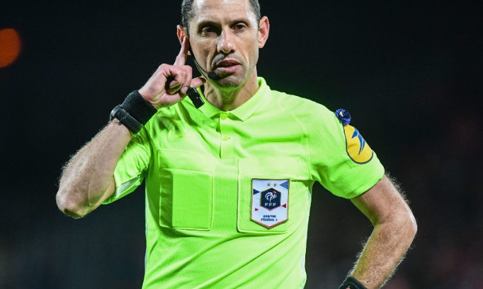 Fin de Mr Lesage comme arbitre de ligue 1