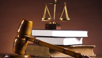 45 années de souffrance et d'humiliation c'est trop. Cette femme a vécu l'enfer et seulement cela !