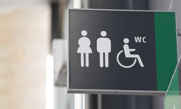 Pour l'installation de toilettes publiques dans tous les Supermarchés !