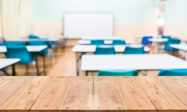 Non aux fermetures de classes à la rentrée 2022 en France !