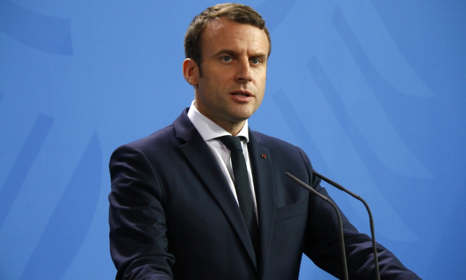 Contre la proposition d' Emmanuel Macron sur la retraite à 65 ans !