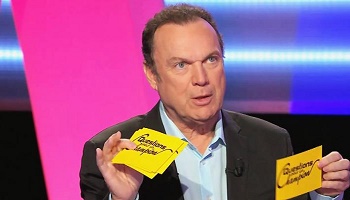 #TouchePasAMonLepers Pour que Julien Lepers reste l'animateur de #QPUC