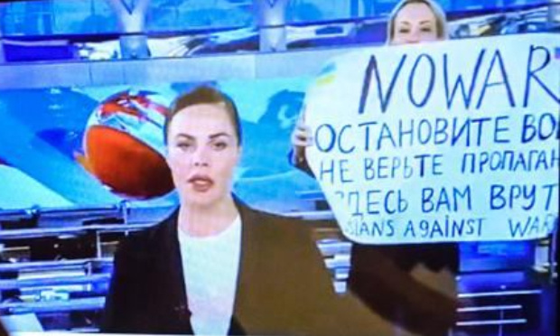 S’unir et manifester pour l’Ukraine !