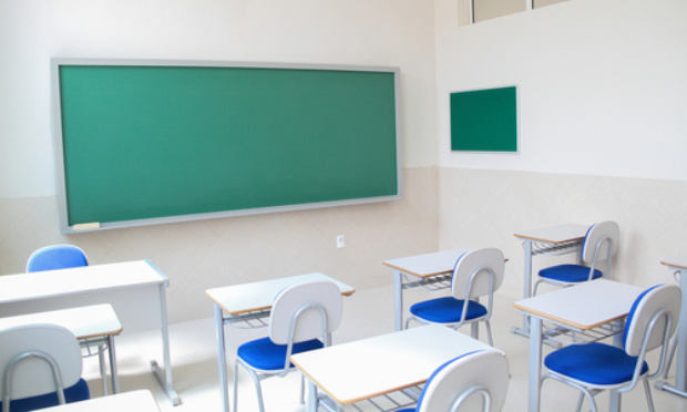 Pour le remplacement des enseignants absents sur l'école primaire de Jean Jaurès à Martigues