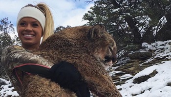 Condamner Kendall Jones pour avoir tué lions et pumas